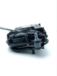 фото thumb №8, Замок крышки багажника bmw 7 2016 163672