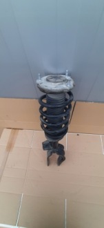 Амортизатор перед правий tesla 3 демонтаж Київ, фото thumb