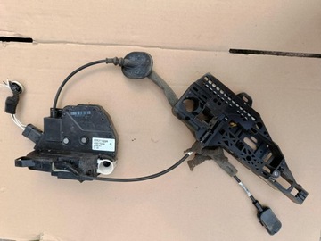 фото thumb №1, Замок двері лівий перед переднє renault clio iv 4 805011929r