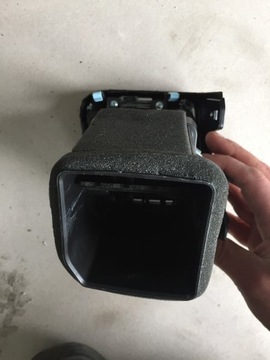 фото thumb №7, Kia ceed iii 18- решётка воздуховод правая европа