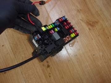 фото thumb №1, Chevrolet aveo t300 коробка предохранителей 1.2 16v