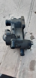 фото thumb №1, Корпус термостата 032121111bm vw polo 6r 1,4benz
