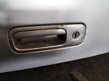 фото thumb №12, Кришка багажника + лампи volkswagen golf iv hb 5d la7w