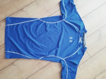 Женская спортивная футболка Under Armour, размер S