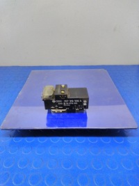 фото thumb №1, Vw passat b4 блок управления вентиляторов 357919506a