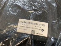 фото thumb №12, Mercedes коврики велюровые glb 247 x247 a2476801706