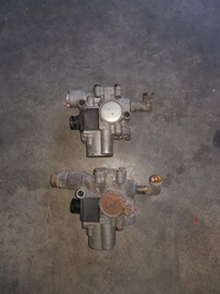 фото thumb №1, Volvo fh 12 клапан abs ebs модулятор