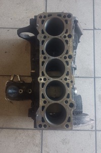 фото thumb №10, Блок двигателя volkswagen t4 ajt 2.5 tdi 046103021