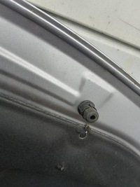 фото thumb №1, Отбойник капот заглушка peugeot 3008 ii