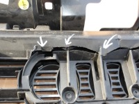 Решітка радіатора решітка радіатора права audi a3 8v рестайлінг  8v5853651t 8v3853919 Ціна, фото thumb