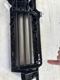 фото thumb №7, Audi a4 b9 жалюзи воздуховод воздуха 8w0971277