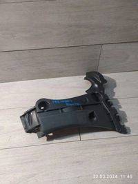 фото thumb №1, Kangoo ii направляющая бампер правый задняя 8200435438