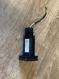 фото thumb №1, Land rover range rover sport l494 2017 разъём / соединитель usb