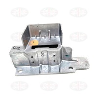 фото thumb №1, Левый кронштейн бампера land rover discovery defender range rover lr137524