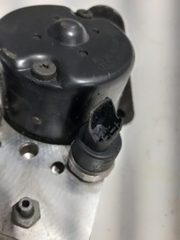 фото thumb №10, Насос abs mercedes vaneo w414 1.7d 0265202461 a0044310912