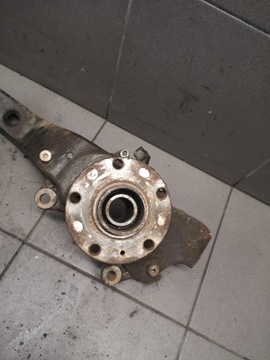 фото thumb №5, Поворотна опора праві перед vw phaeton 3d0407258