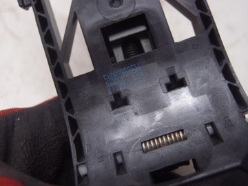 фото thumb №12, Замок двері правий зад seat arona a6l-5ta839016l