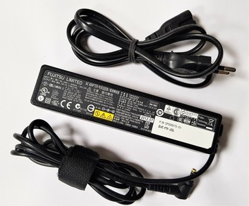 ОРИГИНАЛЬНЫЙ БЛОК ПИТАНИЯ Fujitsu 19 В 3,16 А PXW1931N