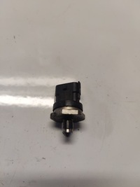 фото thumb №1, Ford focus mk3 1.0 ecoboost датчик топлива 0261545039