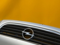 фото thumb №14, Капот перед opel zafira a 1999-2005r серебряная код краски z147 .