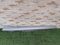 фото thumb №1, Молдинг поріг права bmw 1 f40 7461382