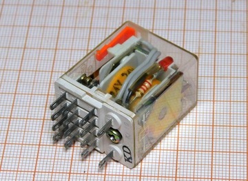 Реле 24В постоянного тока 5А-250В R4 WLD RELPOL [0EL]A3