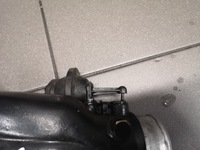 фото thumb №3, Дросельна заслінка audi a8 d2 2.5 tdi afb 4d0145950p