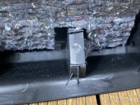 фото thumb №9, Opel corsa f 19-26 hb 5d защита ремня заднего накладка 39196890 oem номер