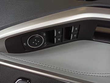 фото thumb №8, Боковина оббивка двері l перед ford explorer 2020