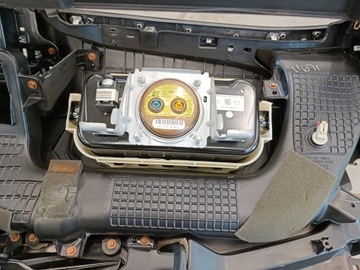 фото thumb №8, Ford fusion mk5 гібрид консоль панель роздавальна