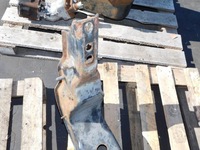 фото thumb №11, Iveco eurotech 99r підвіска кабіни задня