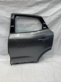 фото thumb №1, Двері задні ліва повний jaguar e-pace