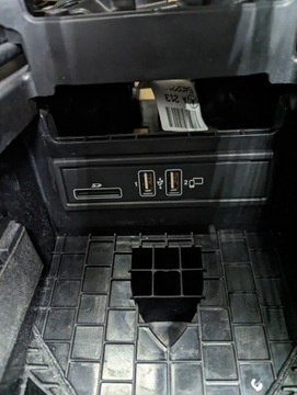 фото thumb №7, Туннель средний кожа mercedes w213 e класс a2136801600 305