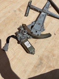 фото thumb №5, Nissan patrol gu4 05r y61 механизм стекло правый p.