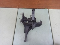 фото thumb №1, Кронштейн запобіжників maserati ghibli 670036938