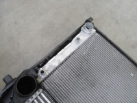 Радіатор інтеркулер корпус bmw f01 f02 f06 f10 f11 f13 n57 автоматична коробка передач 313km Київ, фото thumb