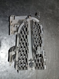 Решётка бампера правая jaguar xf x260 r sport gx6m-8b289-d Цена, фото thumb