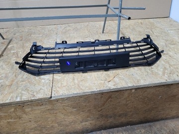 фото thumb №8, Renault megane 4 iv рестайлинг решётка средняя бампера передней перед