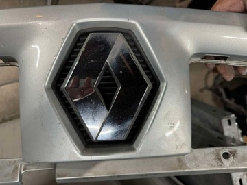 фото thumb №1, Renault master ii логотип эмблема шильдик основание 8200233757