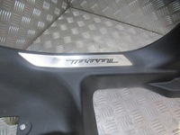 фото thumb №9, Maserati levante накладка поріг внутрішня ліва права 670040377 670040378