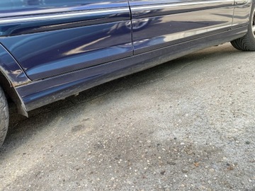 фото thumb №1, Mercedes c-klasa w203 s203 універсал - планка накладка порогова права / 359