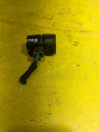 фото thumb №4, Ford kuga mk1 - кнопка запалювання