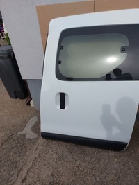 фото thumb №1, Дверь боковой сдвижные левая dacia dokker