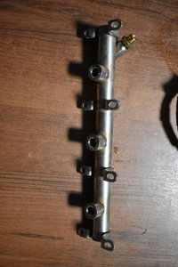 фото thumb №1, Молдинг впрыскная правая porsche audi 1