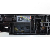 фото thumb №6, Панель вікон mitsubishi space star ii 8608a330