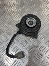 Купити Двигун вентилятора yaris iv 20- 1.5 h, фото thumb