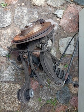 фото thumb №1, Ступиця поворотна опора диск амортизатор праві peugeot 508 sw