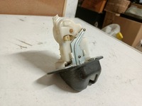 фото thumb №6, Замок крышки задняя багажника nissan note e11