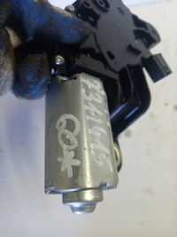 фото thumb №5, Моторчик дворник задняя bmw f11 7311415