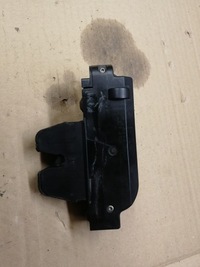 фото thumb №8, Peugeot 407 307 citroen замок кришки 9652301980